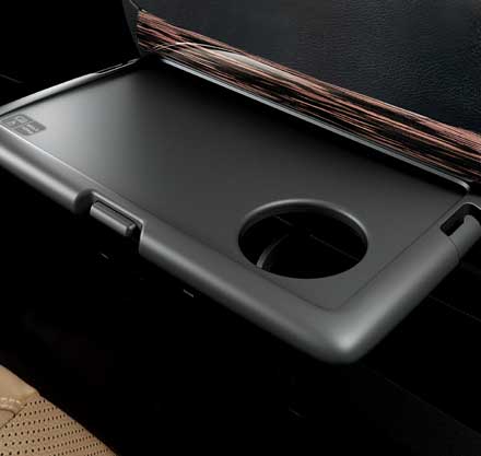 FOLDABLE SEATBACK TABLE WITH CUP HOLDER