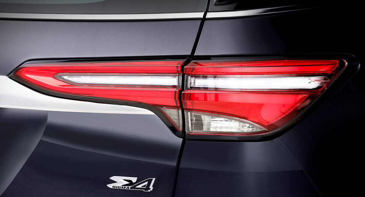 New Design Split LED Rear Combi Lamp