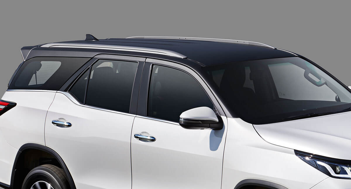 Dual Tone Black Roof